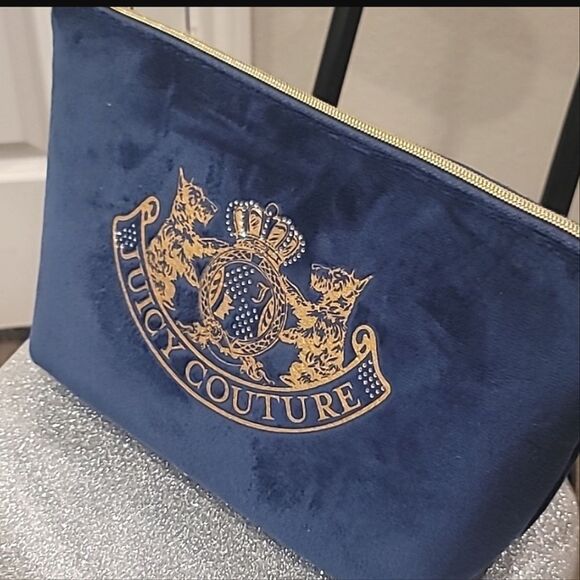 Juicy Couture Heritage Logo Cosmetic Pouch - Picture 3 of 6